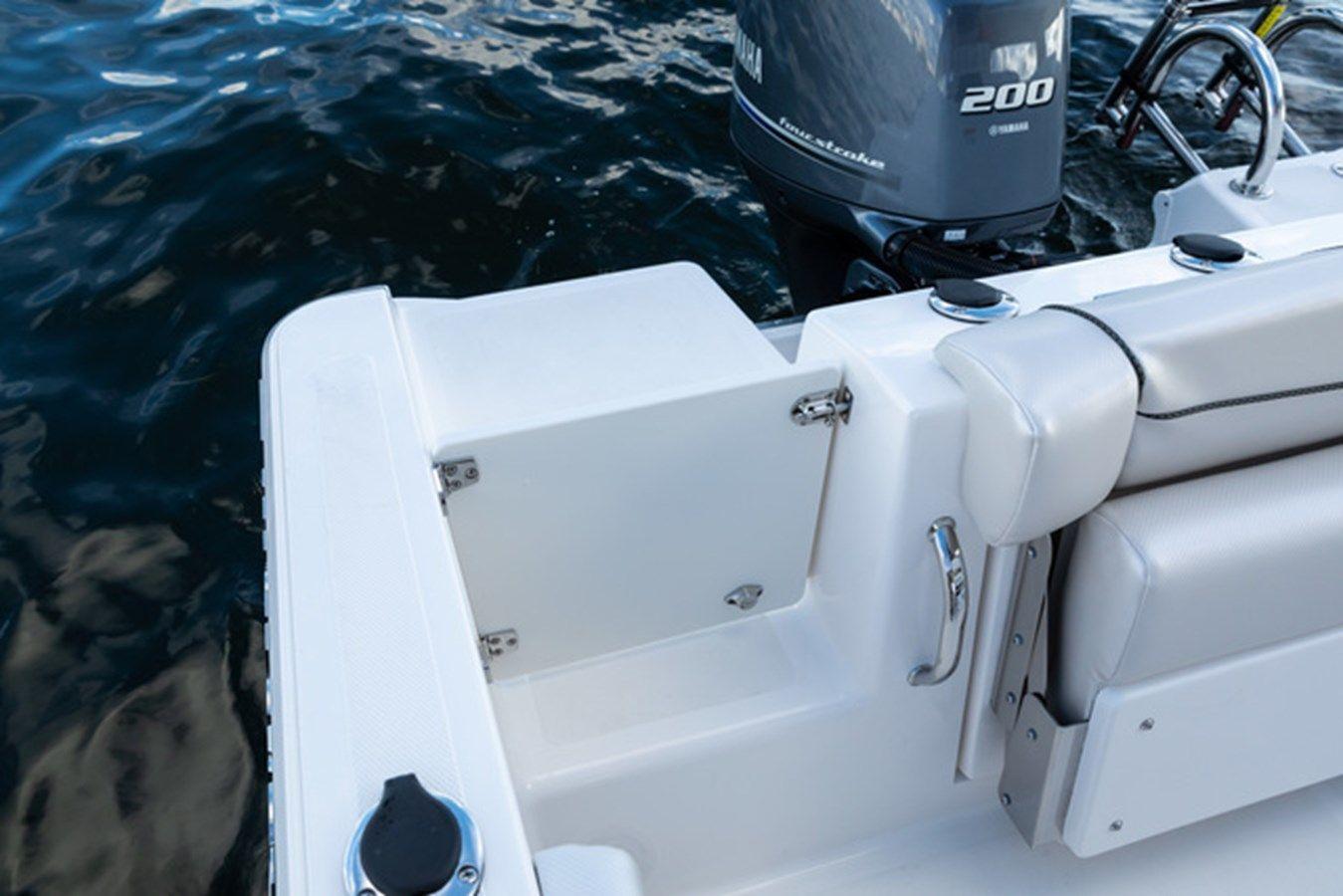 best yacht sales deals Wellcraft 222F 2023