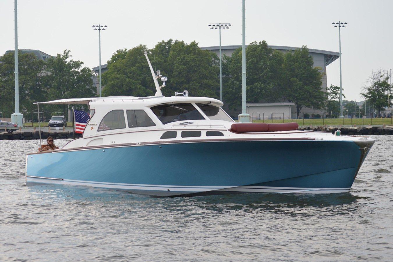 Купить яхту SARAH 2006 в Shestakov Yacht Sales