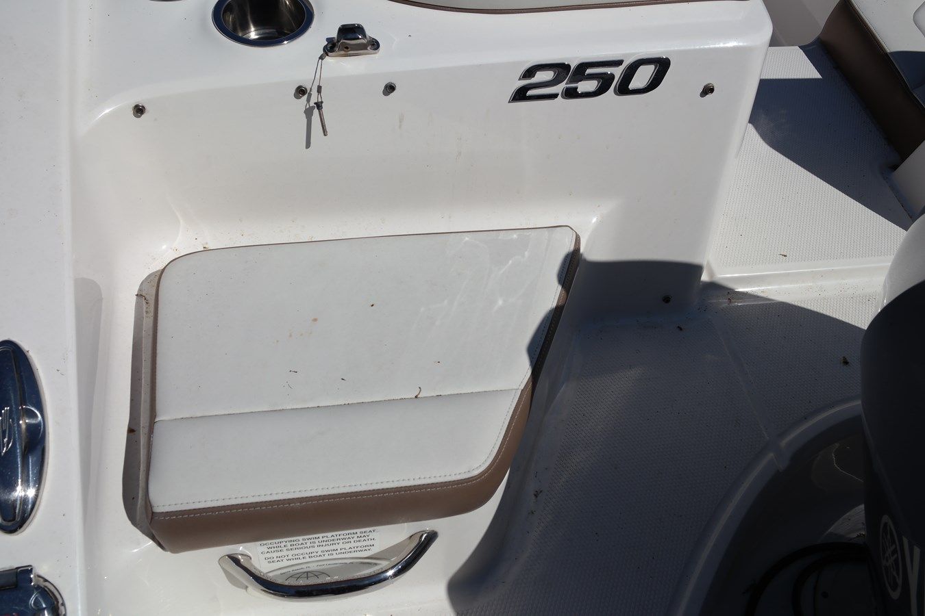 best yacht sales deals 2015 Chaparral 250 Suncoast 24