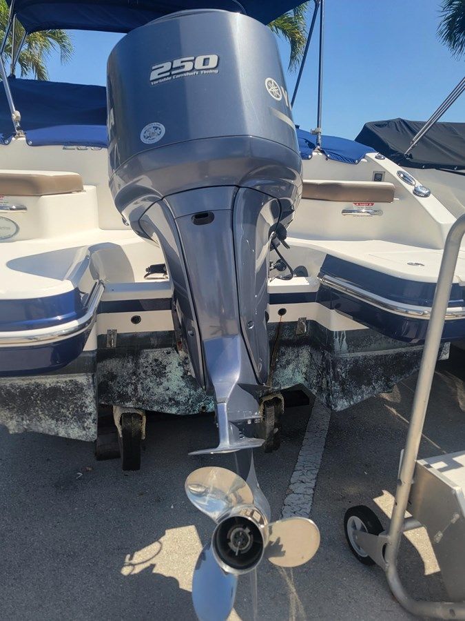 2015 Chaparral 250 Suncoast yacht sale