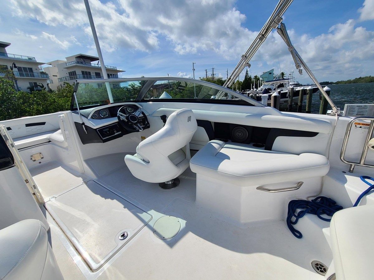 2022 Four Winns HD3 - FOUR WINNS yacht sale