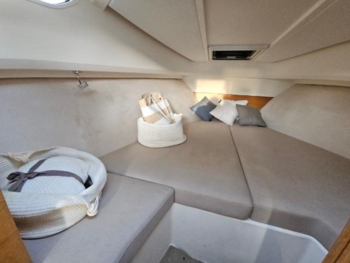 Лучшая цена на - Weekender 9