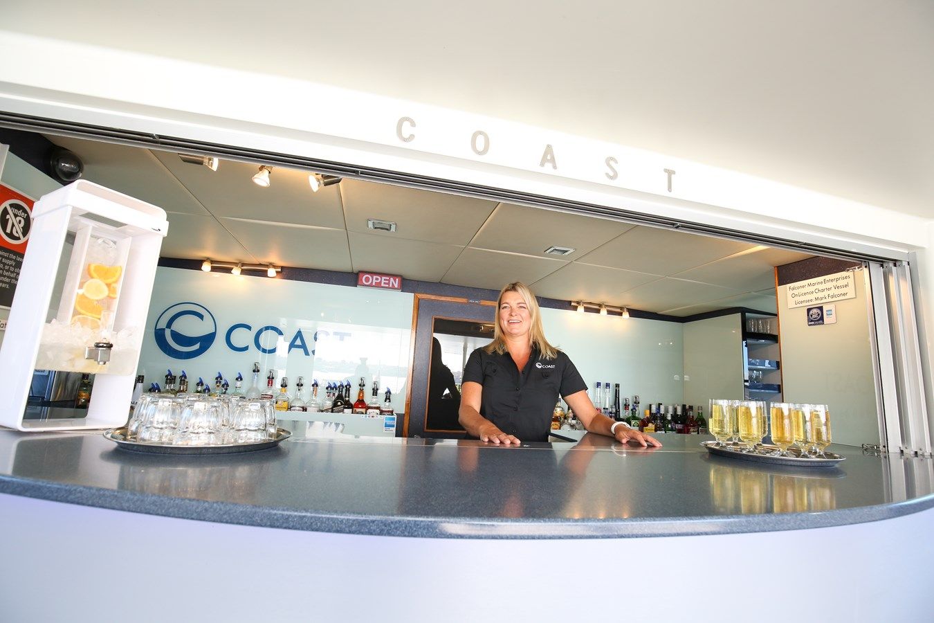 Buy a yacht COAST 65