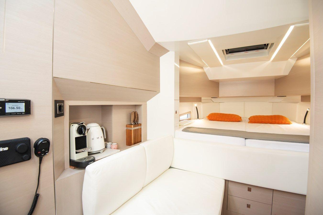 Лучшие предложения покупки яхты AKIKO 1 2019