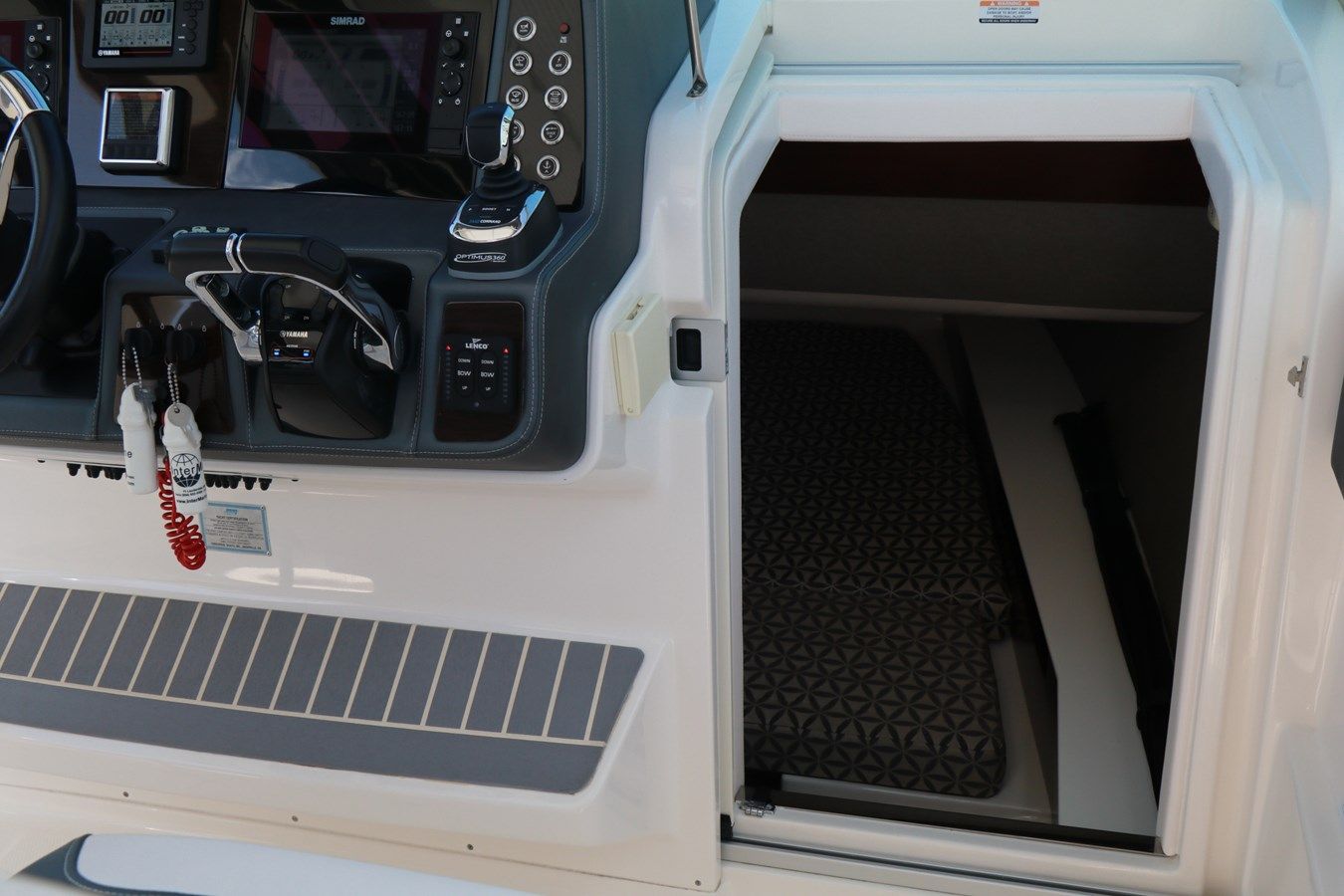 Купить 2021 Chaparral 300 OSX - Chaparral