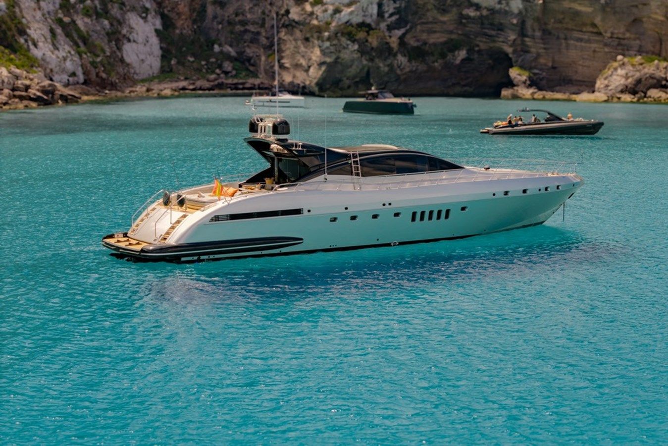 Buy a yacht MANGUSTA 92 2005