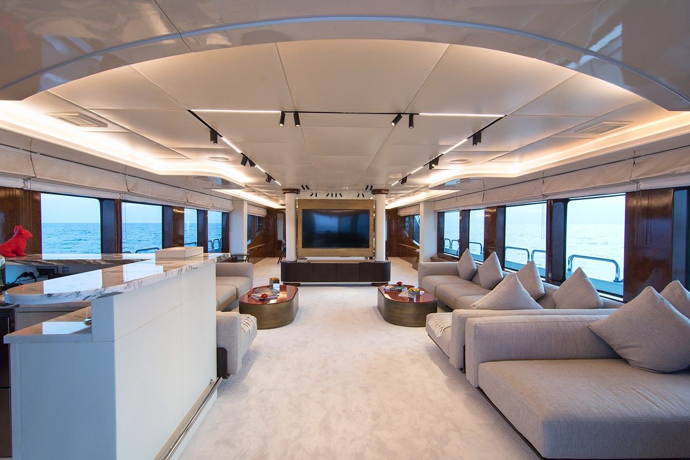 Стоимость яхты HALLO