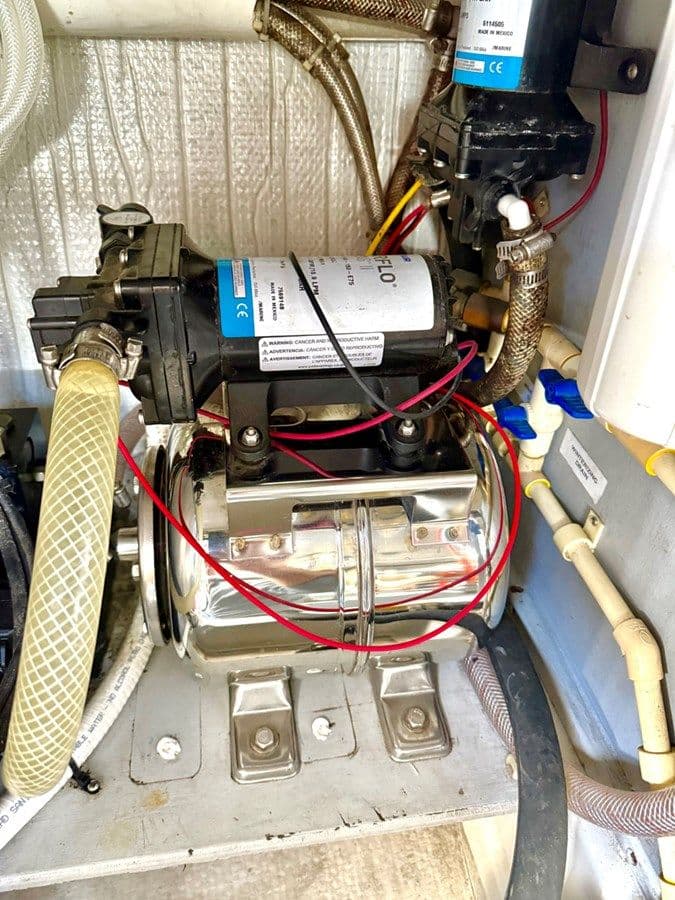 best yacht sales deals SEAGLASS 43