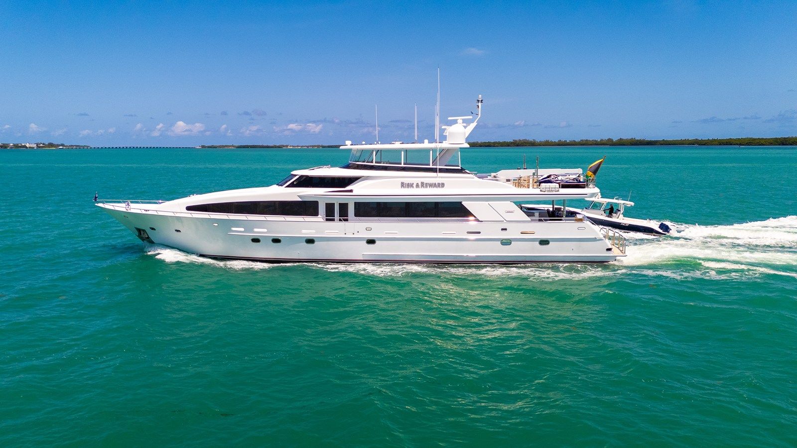 Лучшая цена на RISK AND REWARD - Crescent Custom Yachts