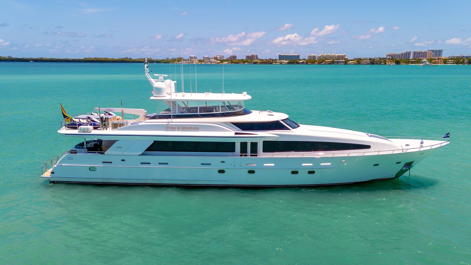 Купить яхту RISK AND REWARD в Shestakov Yacht Sales