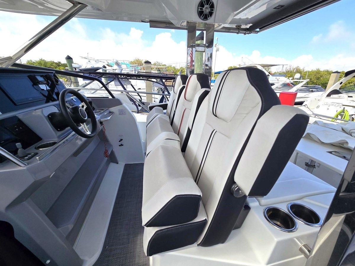 Buy a 2022 Jeanneau 10.5 WA S2 2022 at Shestakov Yacht Sales