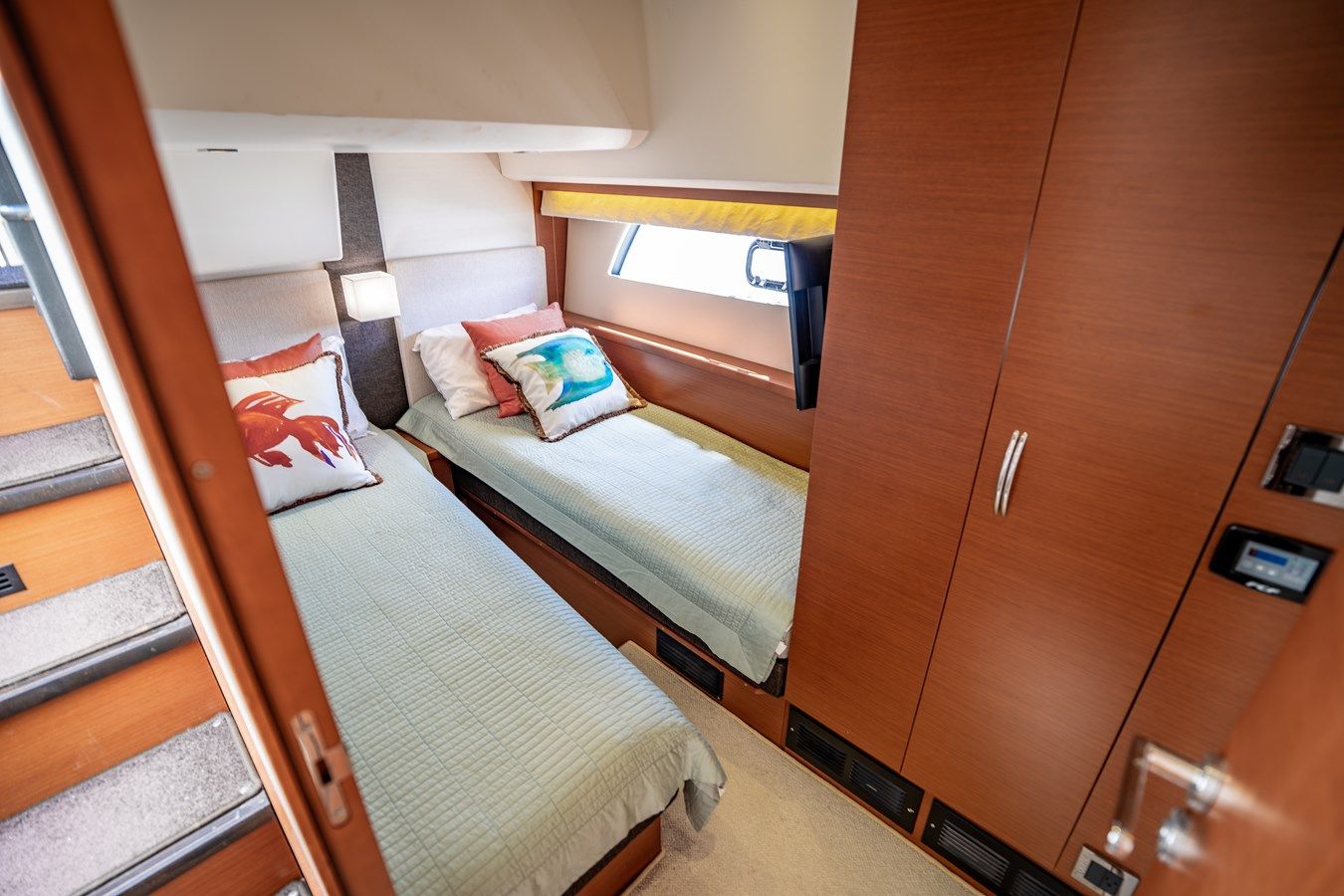 the best price on 2012 Prestige 500 Fly 50