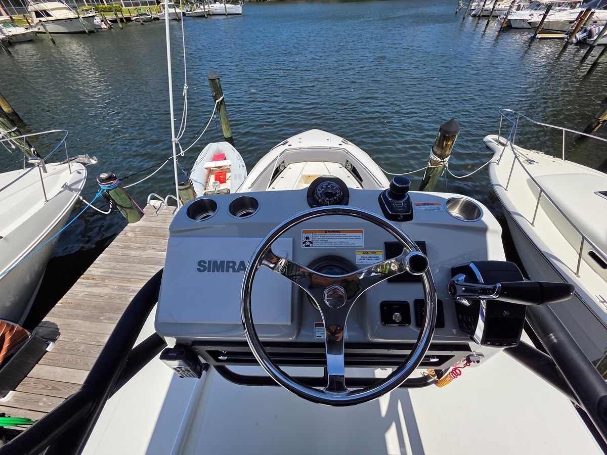 2023 Boston Whaler 360 Outrage 2023