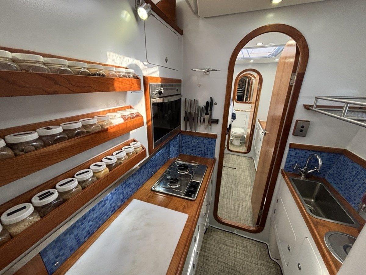 Лучшая цена на Chillin 480 Custom