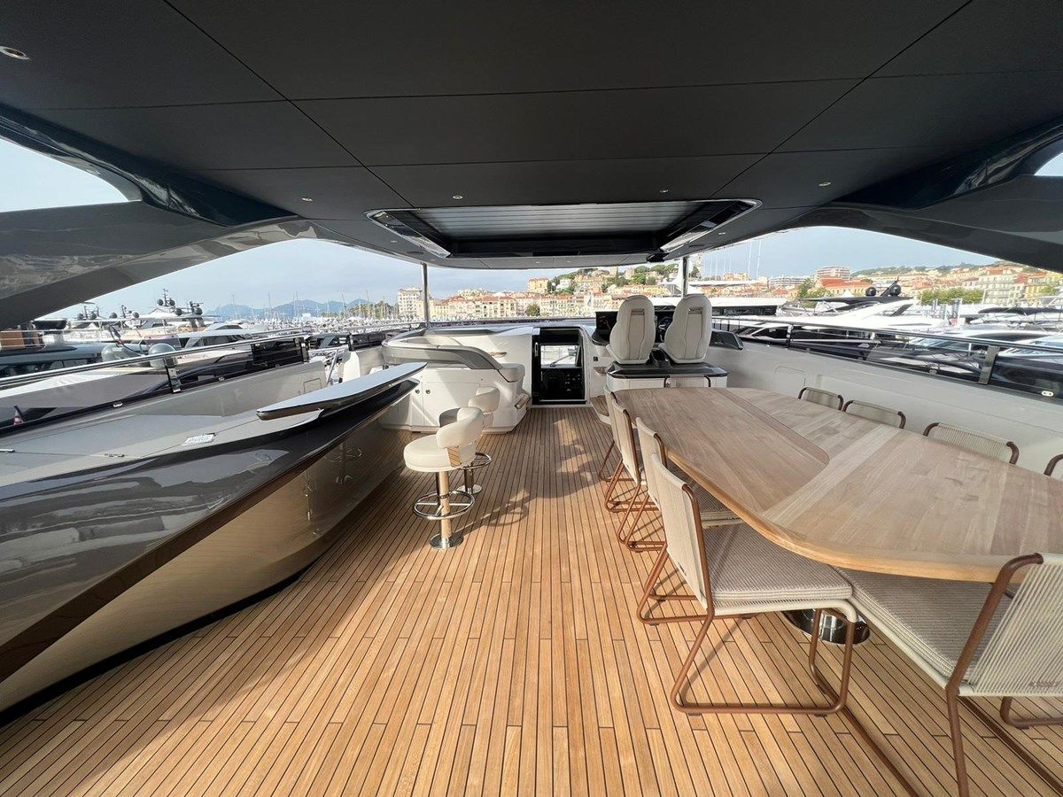 the best price on LEILANI - PRINCESS