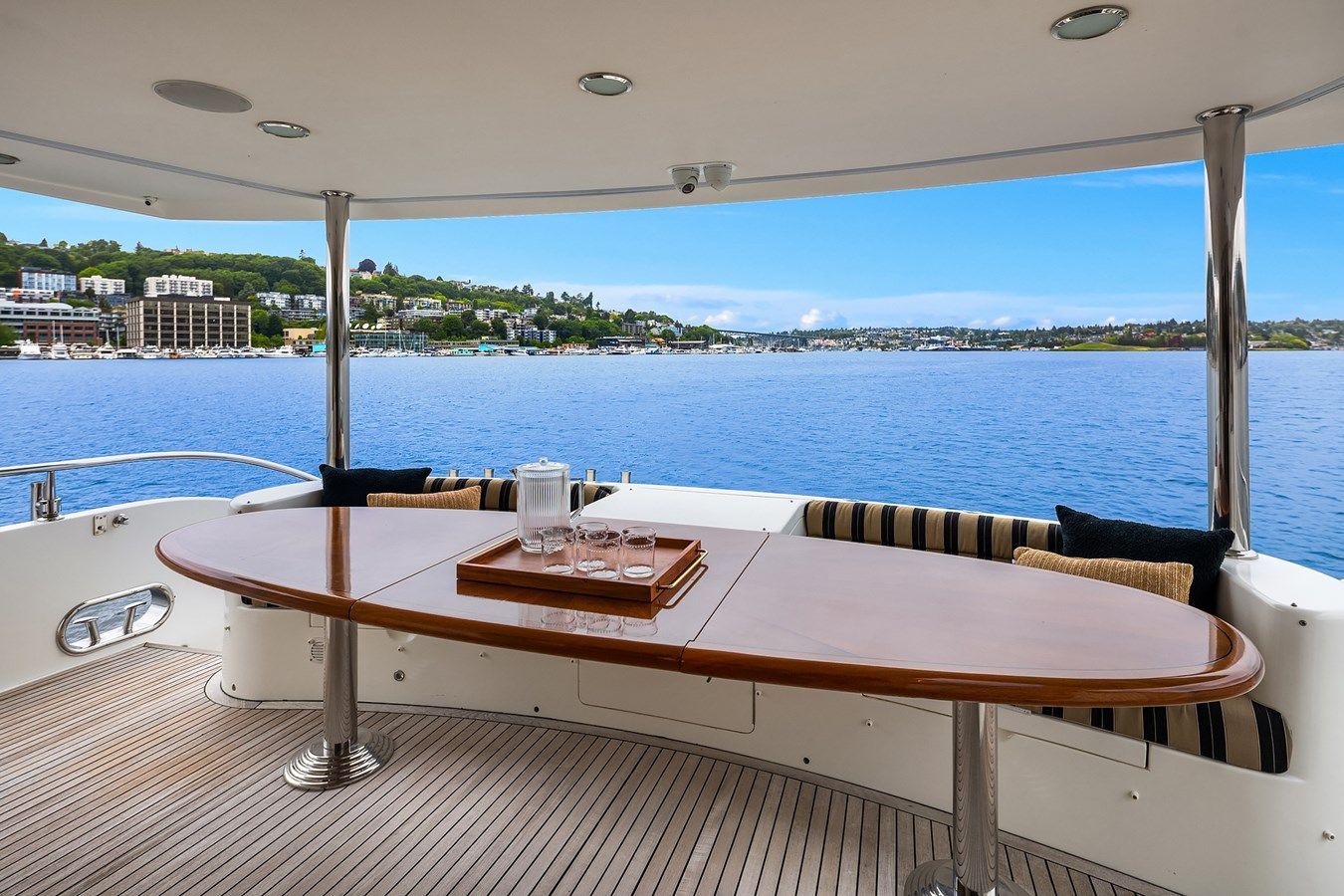 the best price on SEA GRACE