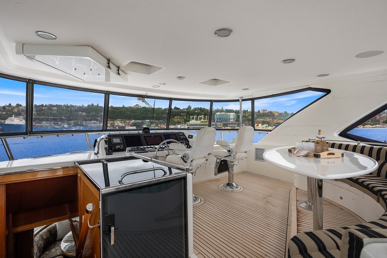 best yacht sales deals SEA GRACE - Ocean Alexander