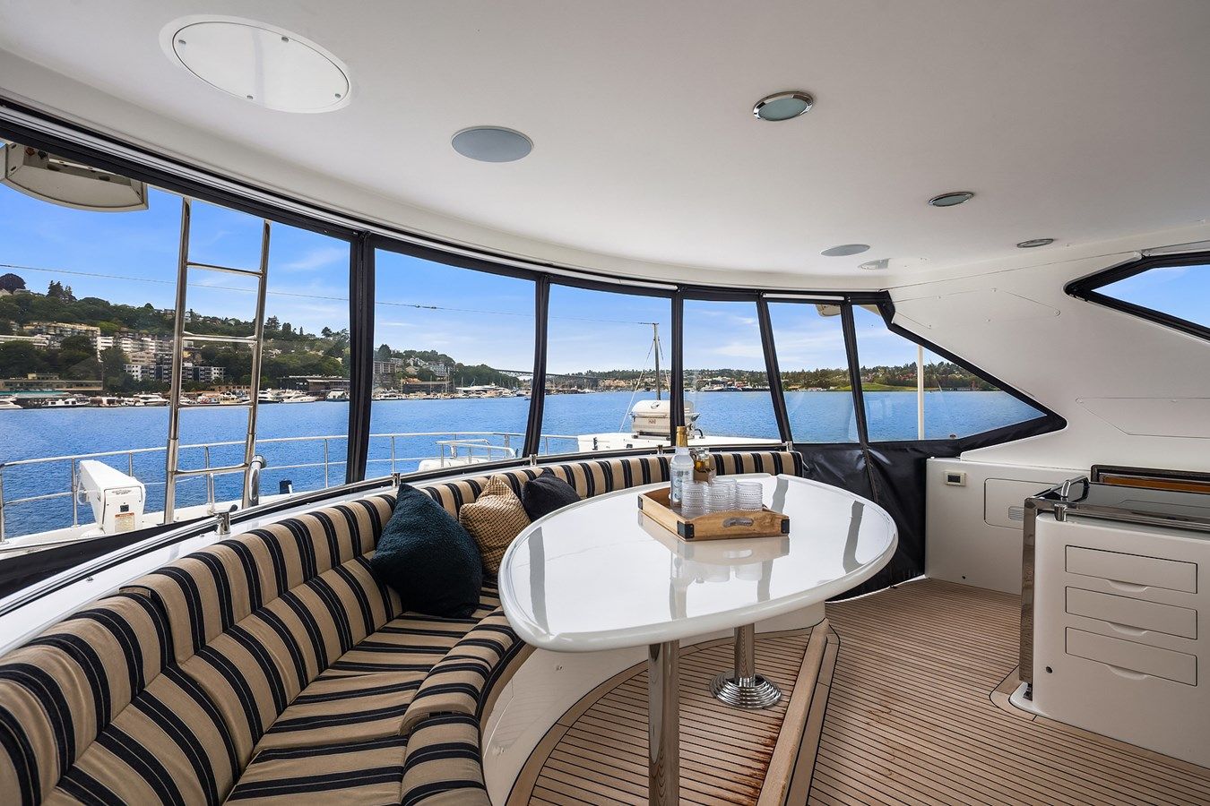 Buy a yacht SEA GRACE 78