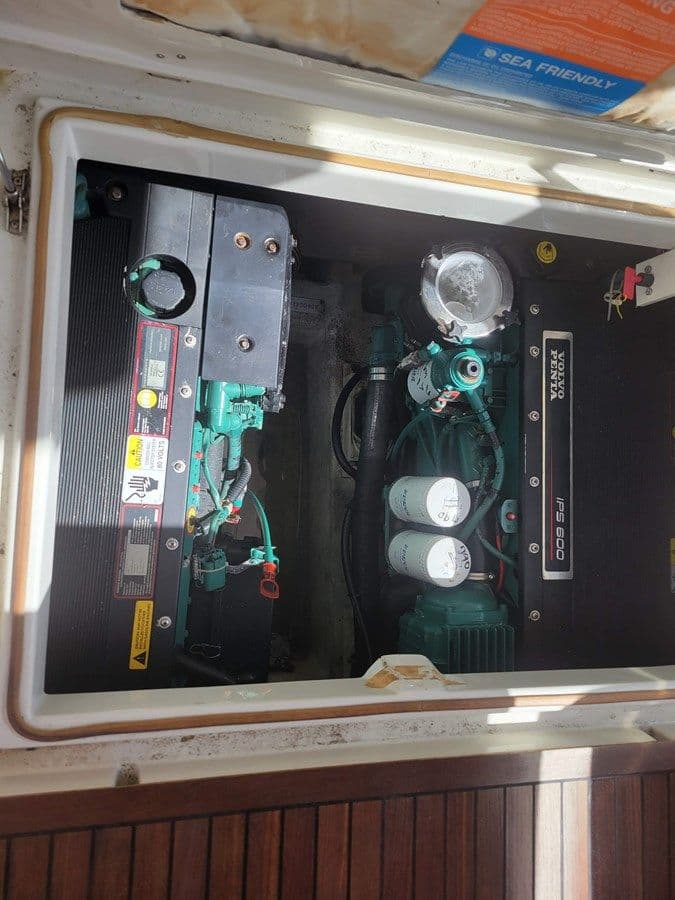 Buy a yacht 2009 Azimut 43S 2009