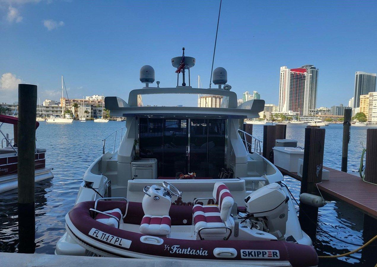 Buy a 2009 Azimut 43S 43 at Shestakov Yacht Sales