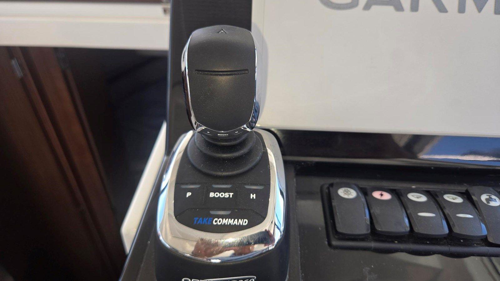 Buy a yacht Jeanneau NC895 Sport 2023