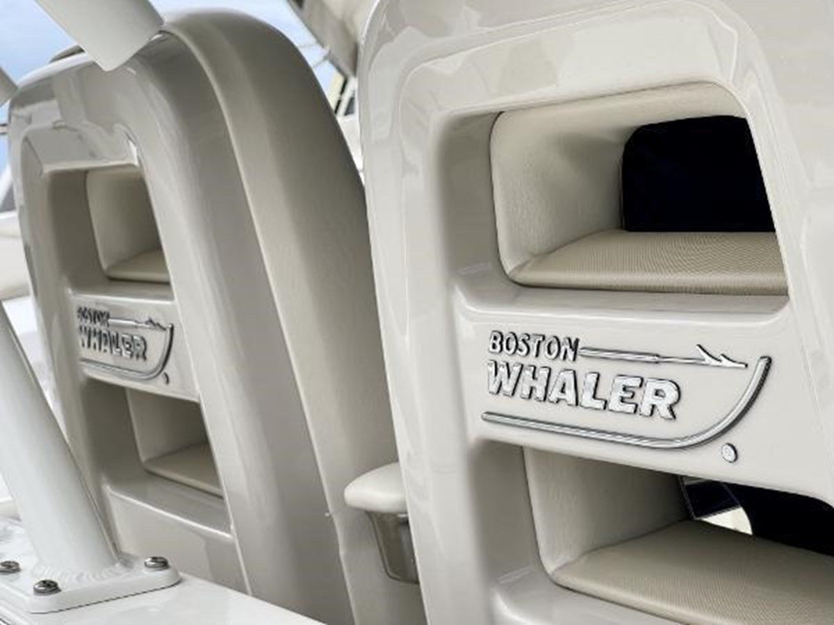 the best price on No Name 2018