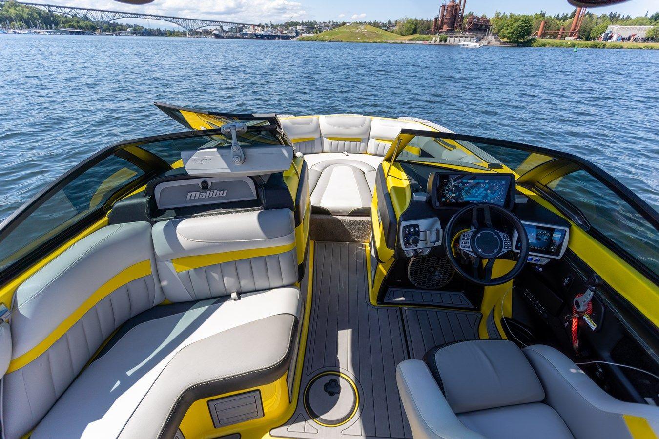 the best price on MALIBU MKZ