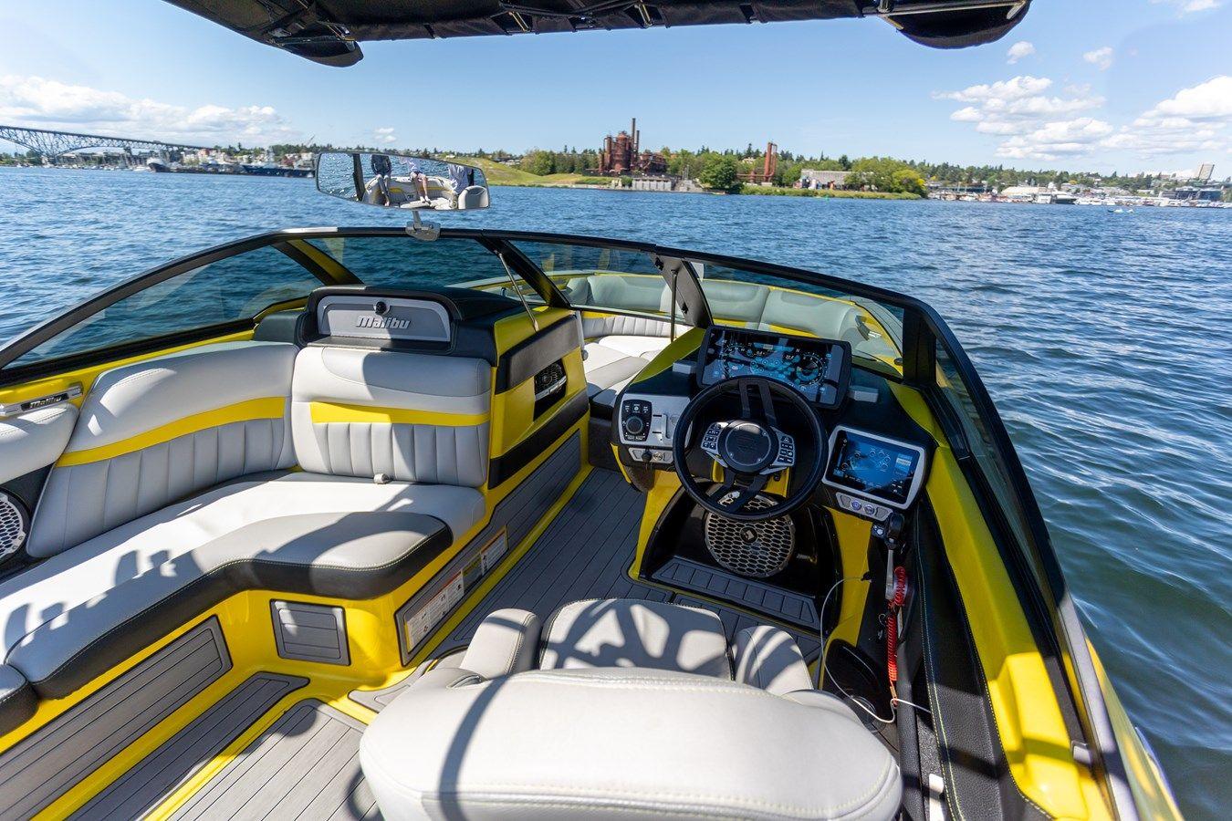 Buy a yacht MALIBU MKZ 2016