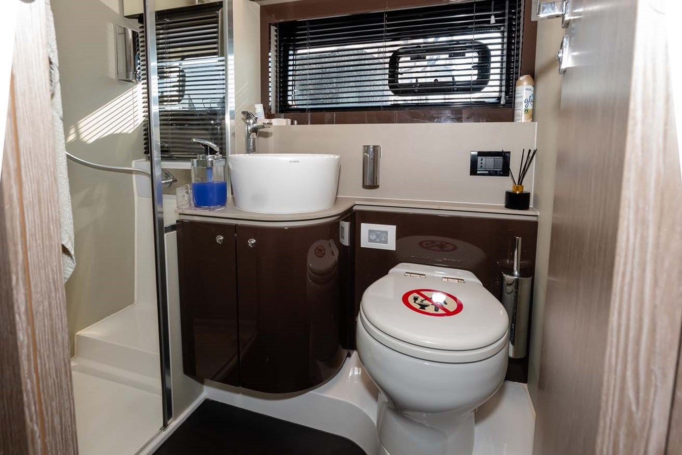 Продажа яхты VALERICH - Azimut Yachts