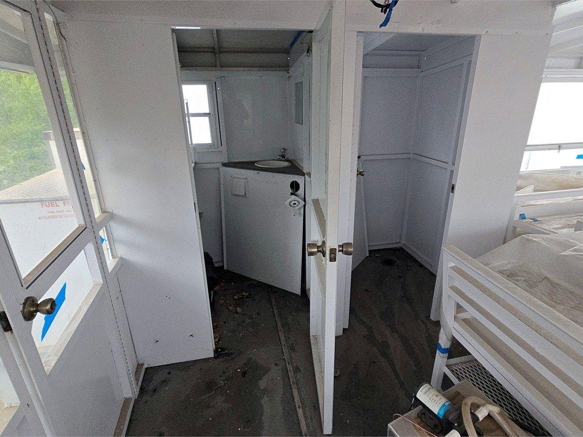 best yacht sales deals 50' Trident  2008 Charter