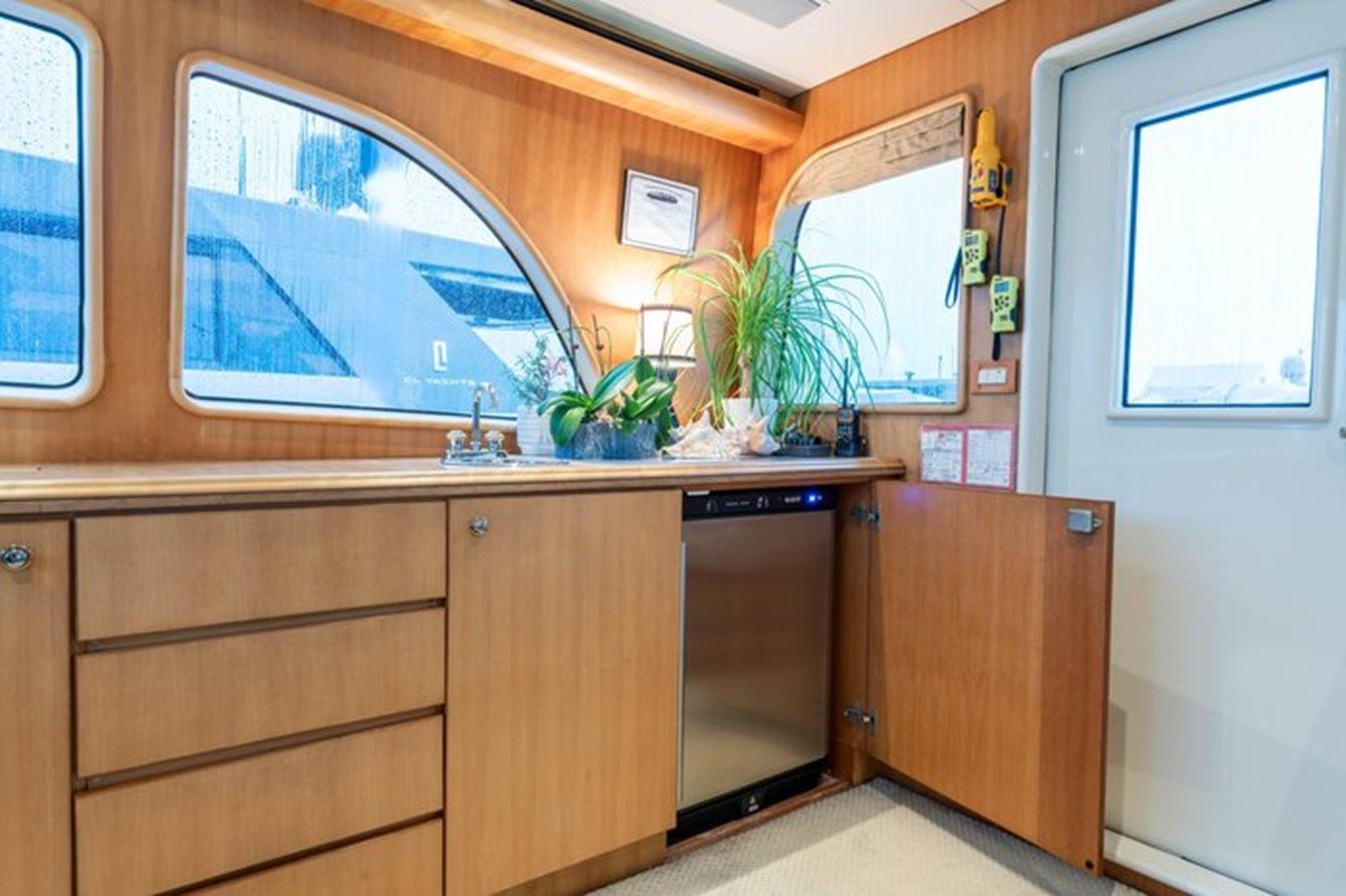 Buy a Breakaway 81 Sport Yacht at Shestakov Yacht Sales