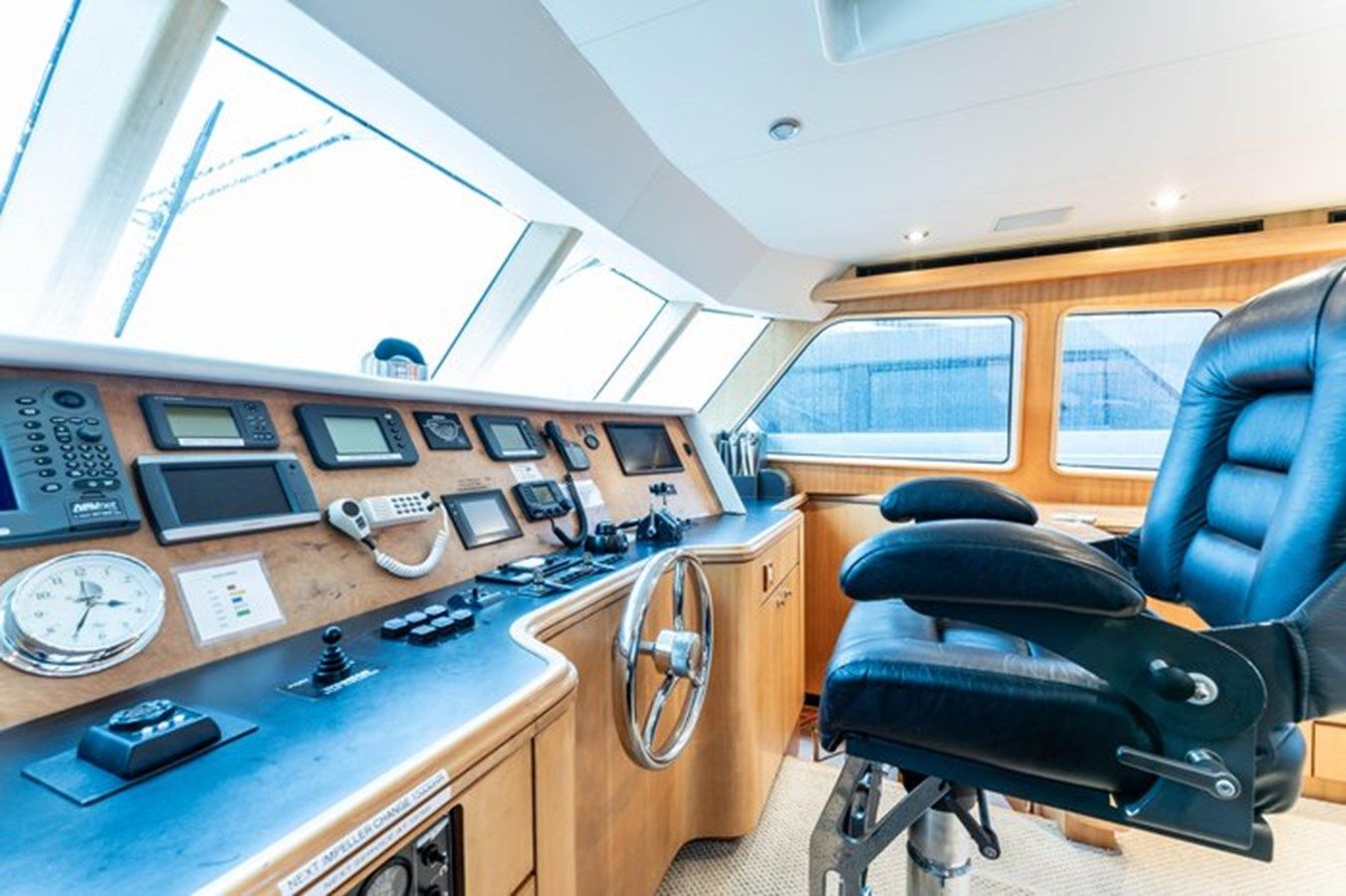 best yacht sales deals Breakaway 2004