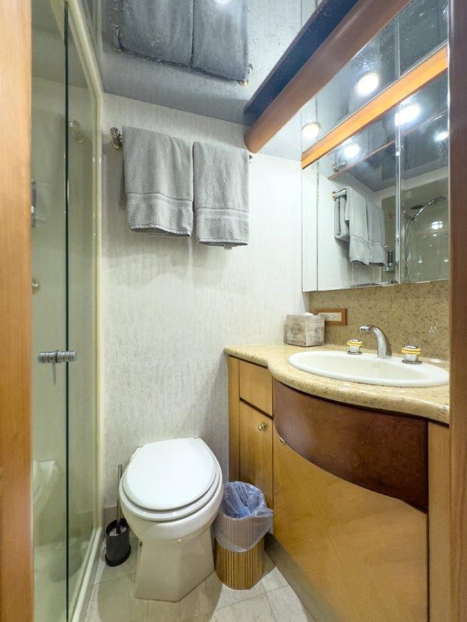 Buy a yacht Breakaway