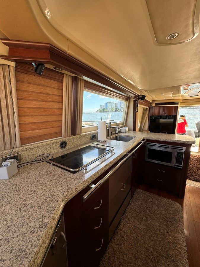 best yacht sales deals BlackSubmarine III - SEA RAY