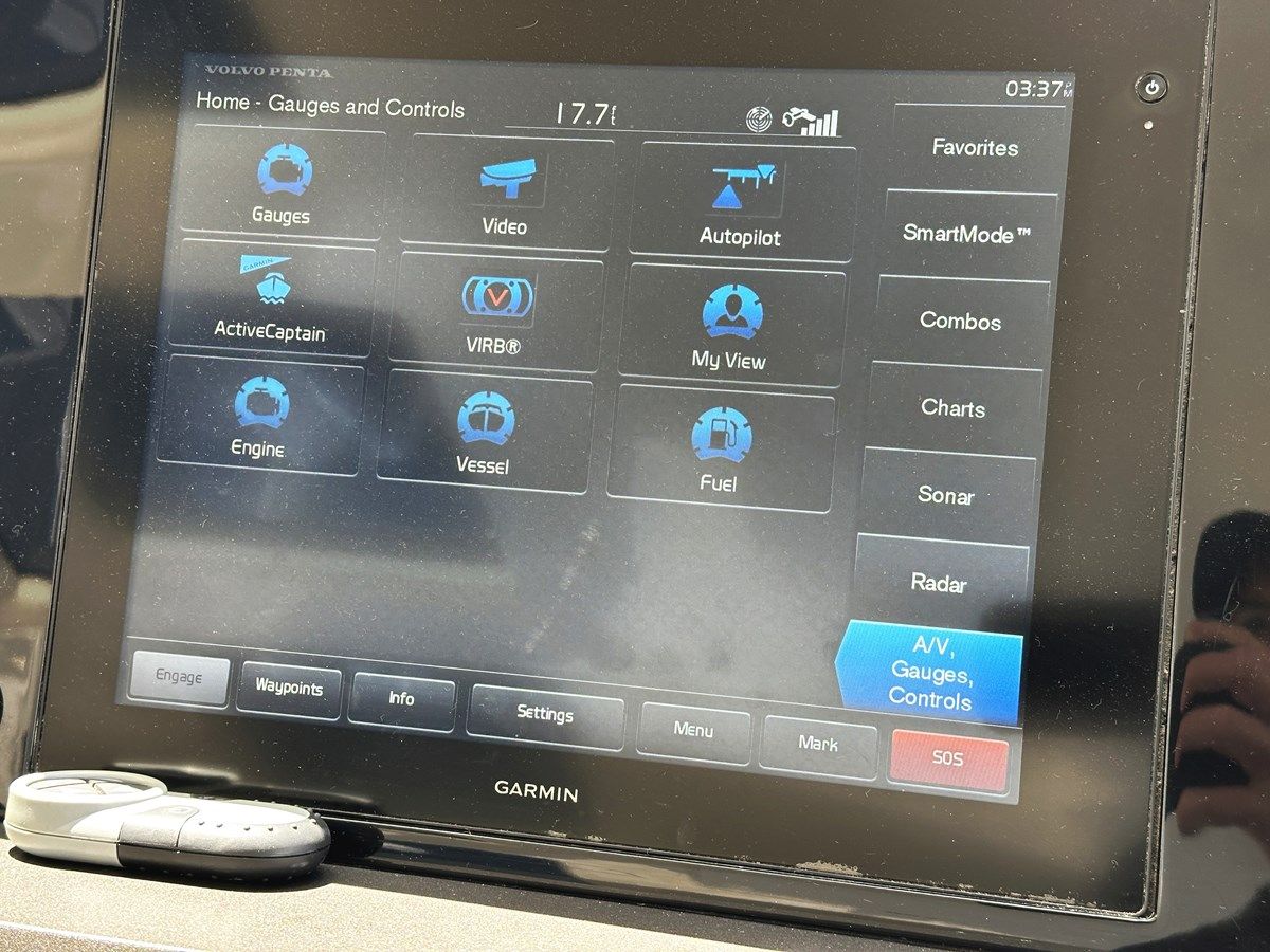 Buy a TUCKER II at Shestakov Yacht Sales