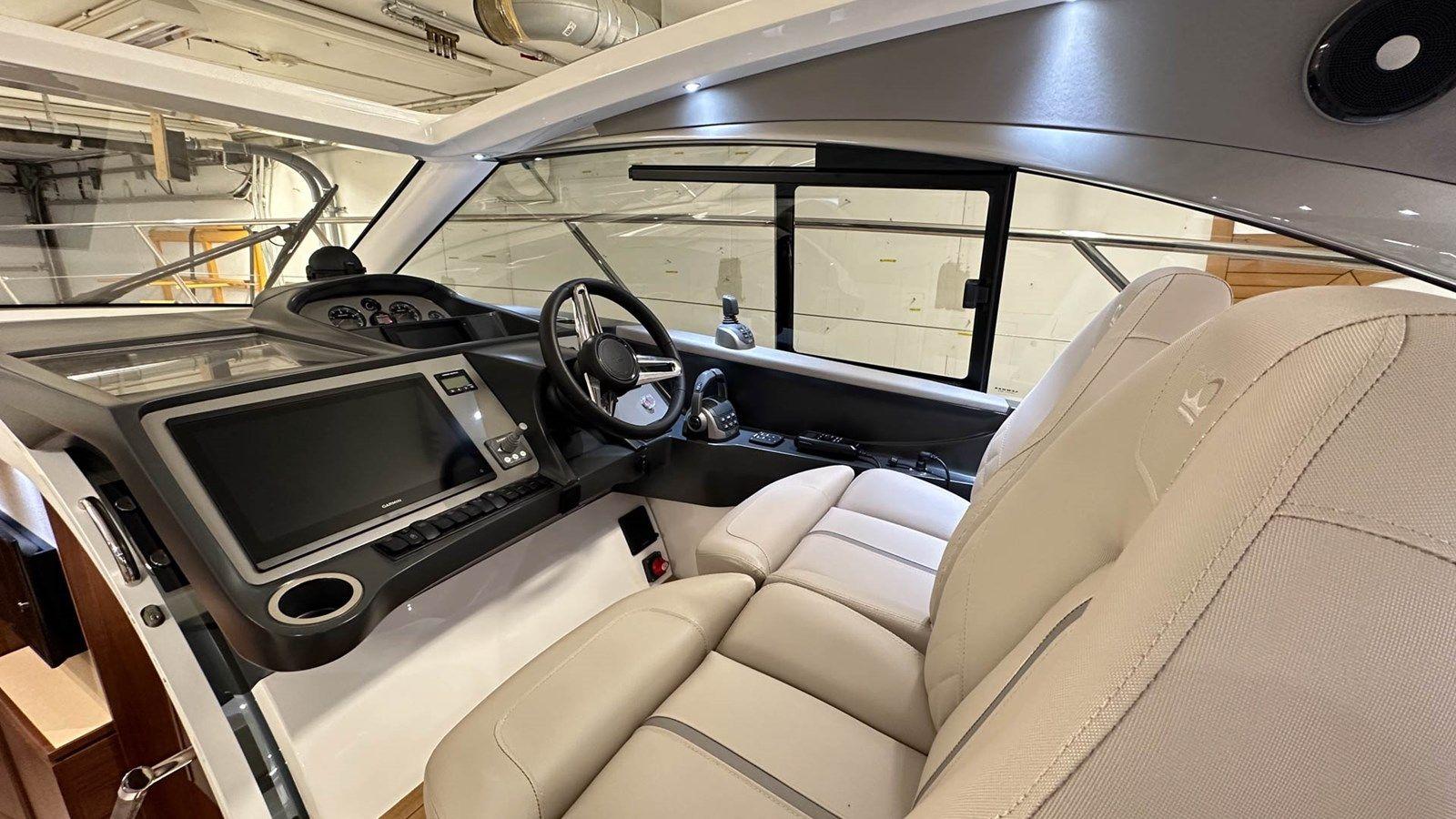 Buy a Princess V40 (V40185) 42 at Shestakov Yacht Sales