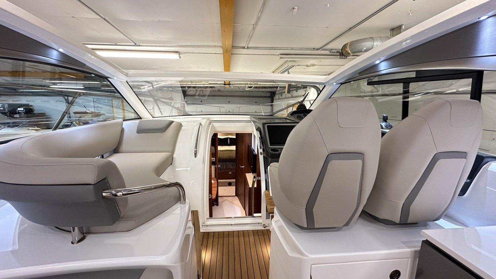 best yacht sales deals Princess V40 (V40185) 42