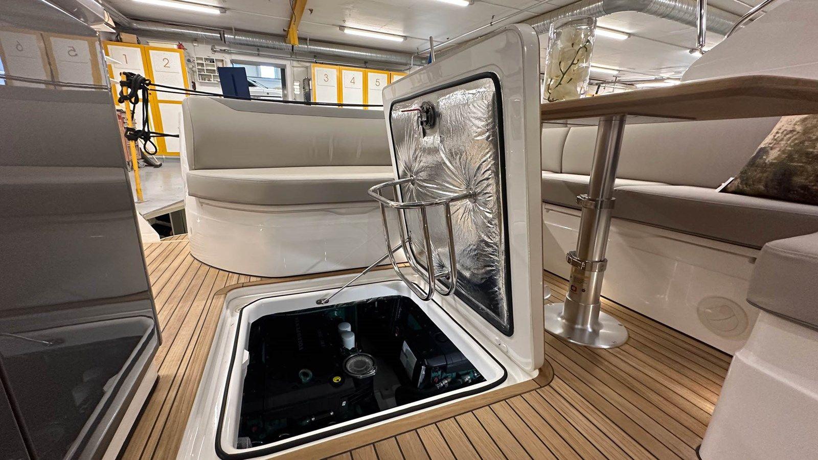 the best price on Princess V40 (V40185) Princess V40