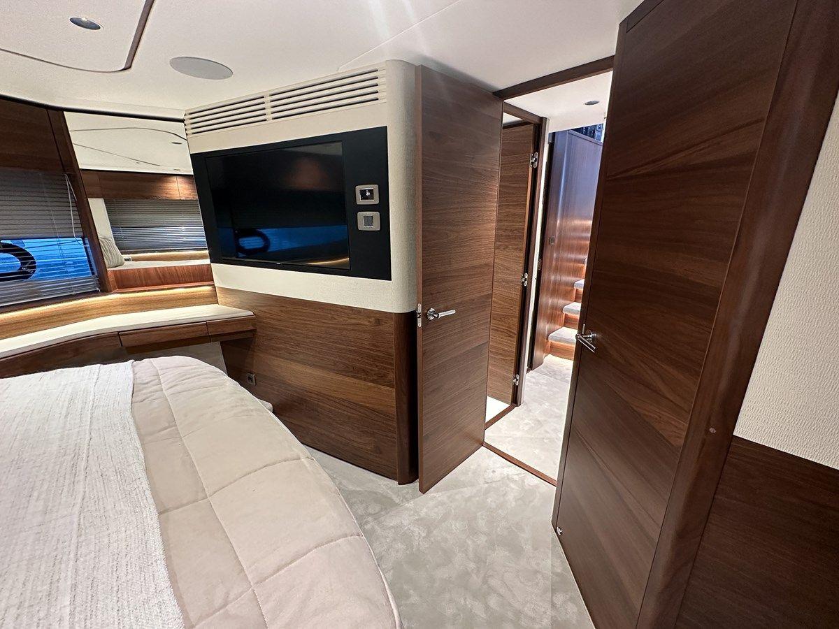 the best price on Princess F65 (F65020) - PRINCESS