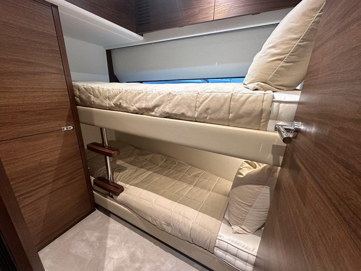 Princess F65 (F65020) Princess F65