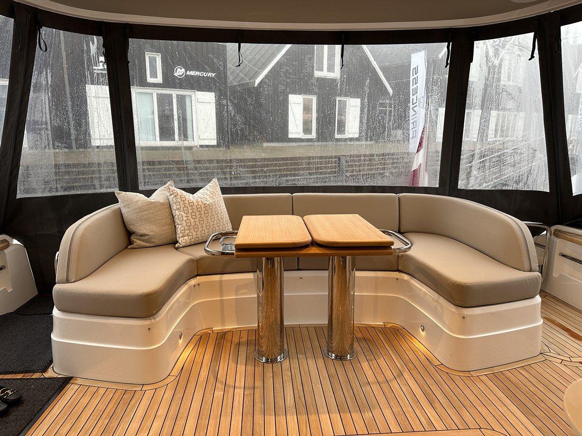 Buy a yacht Princess F65 (F65020) 2024