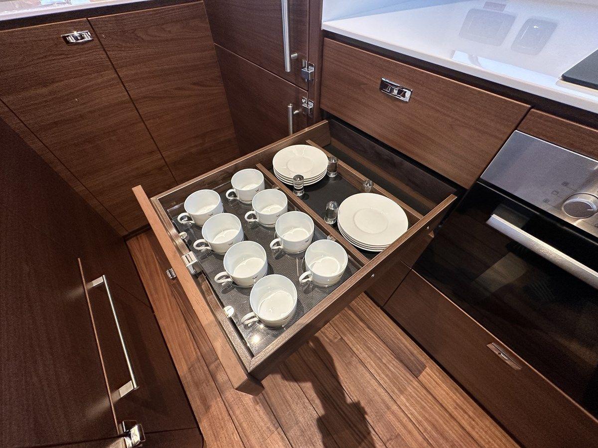 Buy a yacht Princess F65 (F65020) Princess F65