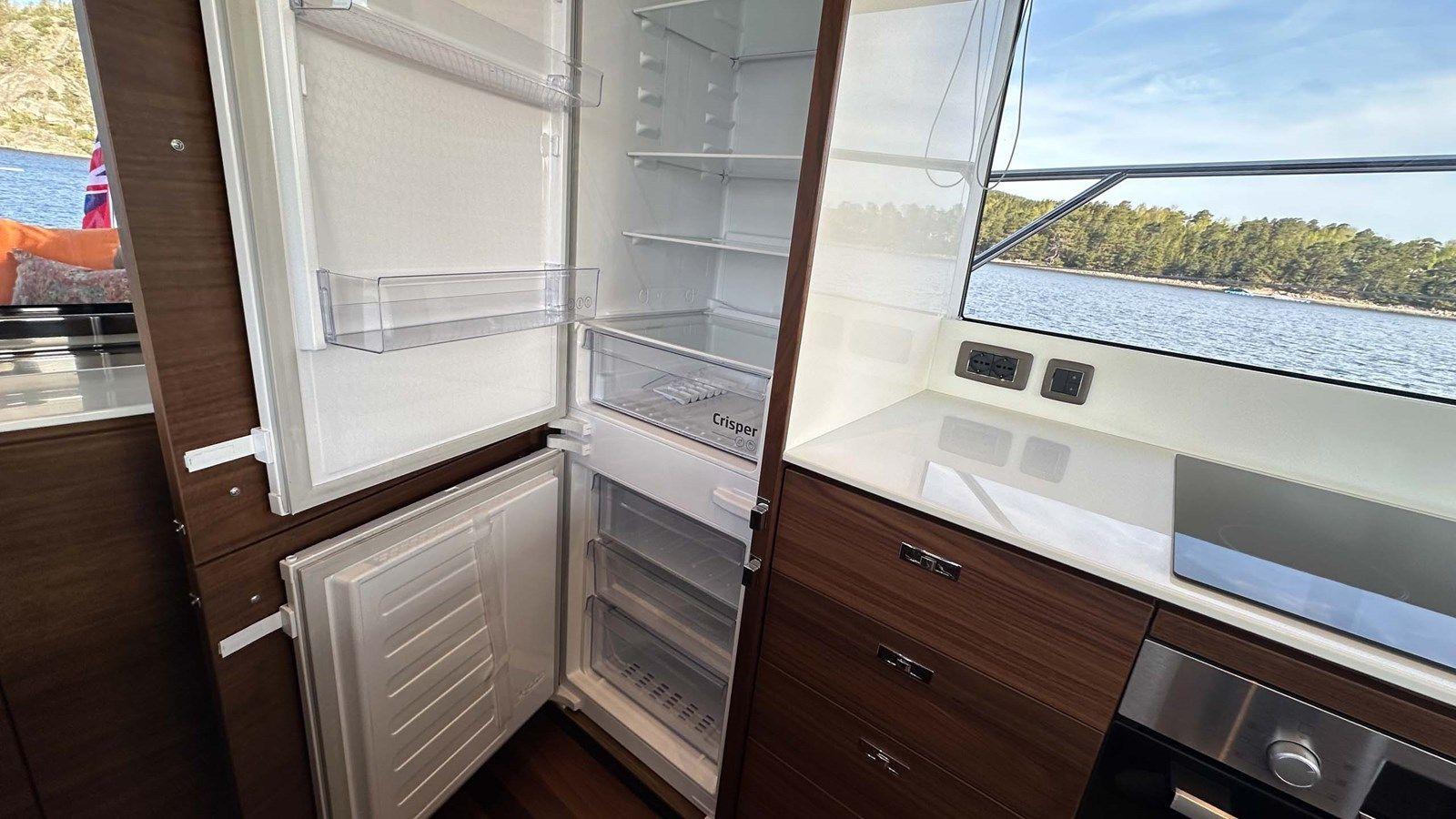 Buy a yacht Princess F65 (F65012) - PRINCESS