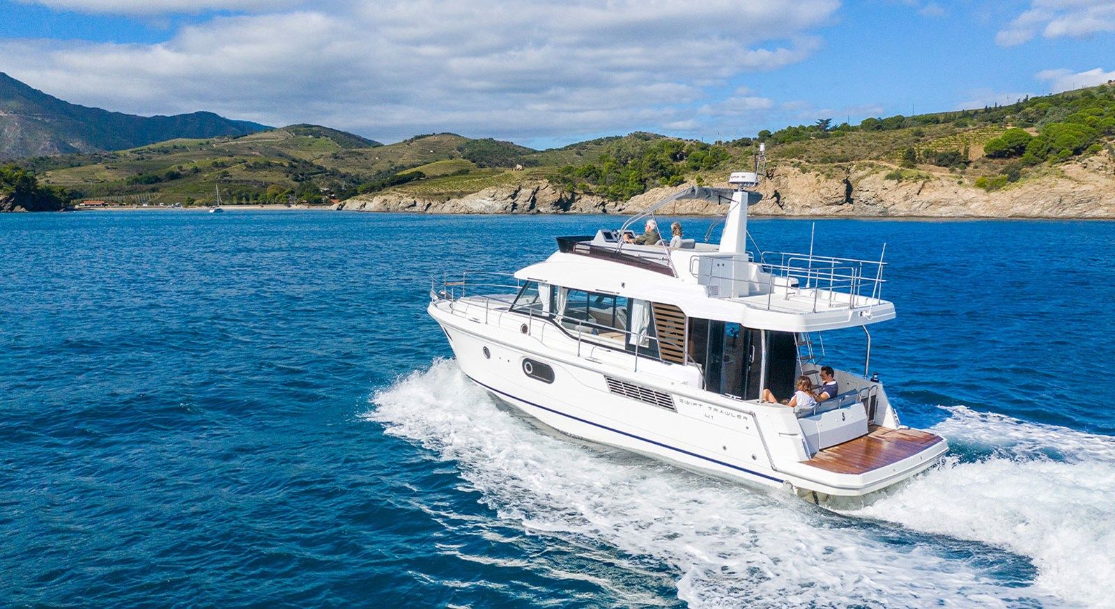 Buy a Beneteau Swift Trawler 41 43 at Shestakov Yacht Sales