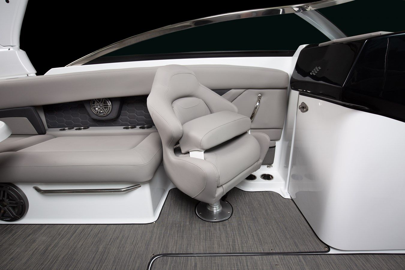 Лучшая цена на Four Winns HD8 HD8