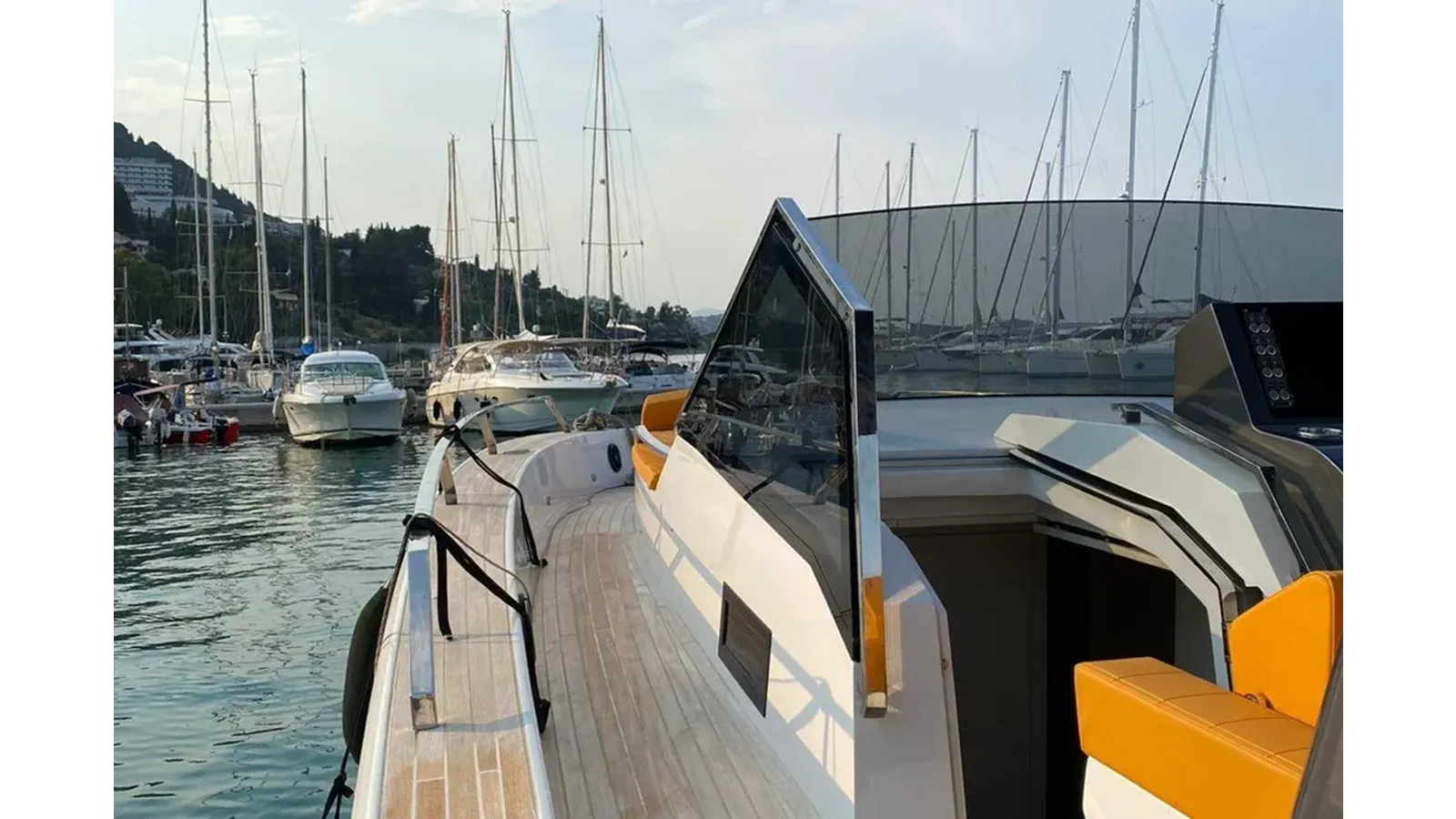 Лучшая цена на FIART SEAWALKER 43