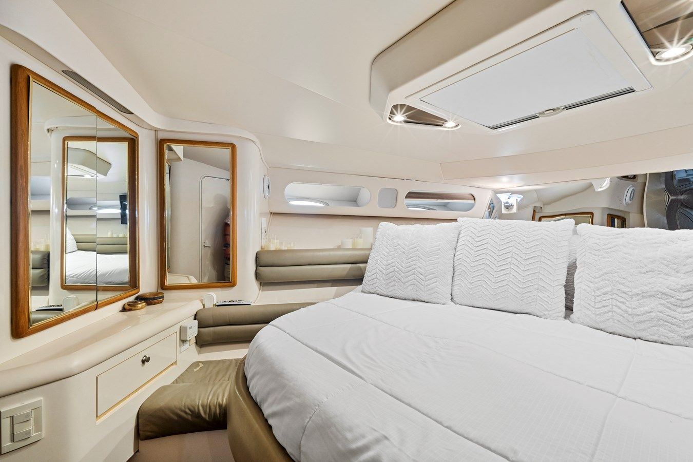 Waterbaby - SEA RAY yacht sale