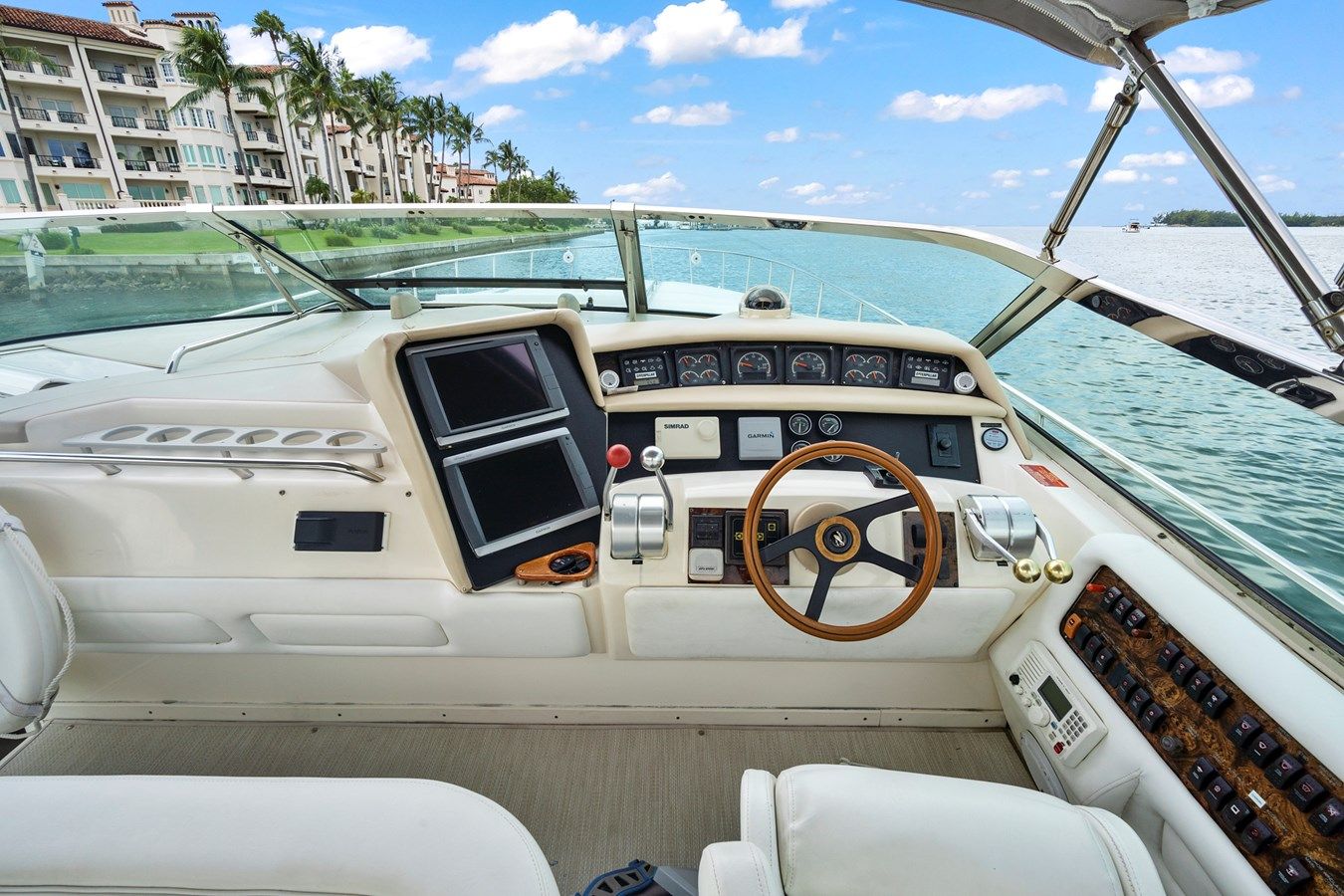 best yacht sales deals Waterbaby - SEA RAY