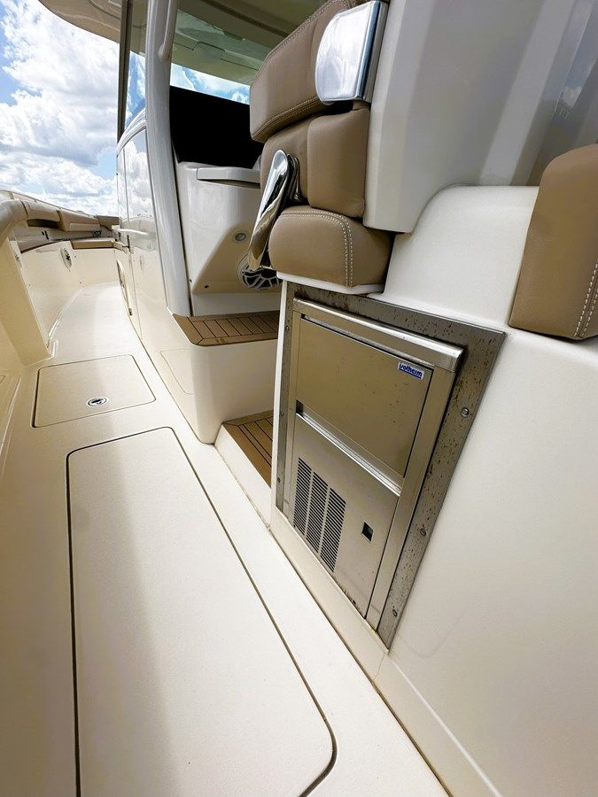 Buy a yacht SCOUT 38 38