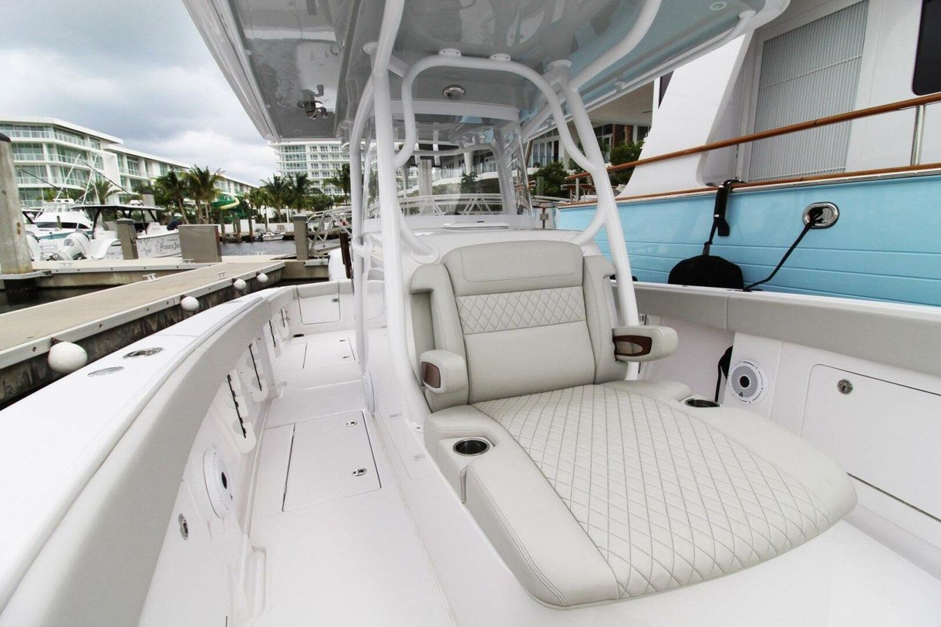 best yacht sales deals 34 JUPITER 34